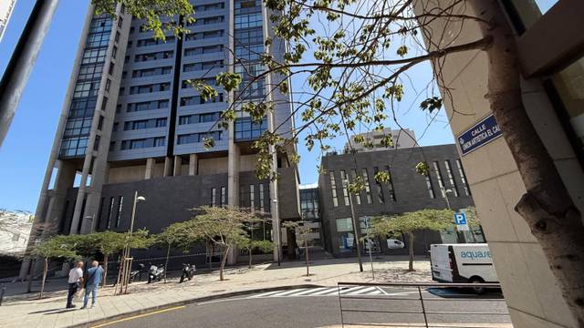 Piso en Alquiler en Los Llanos Seis en Los Llanos - El Cabo