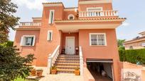 Vista exterior de Casa o xalet en venda en L'Eliana amb Aire condicionat, Calefacció i Jardí privat