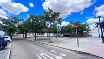 Vista exterior de Casa adosada en venda en San Martín de la Vega amb Aire condicionat