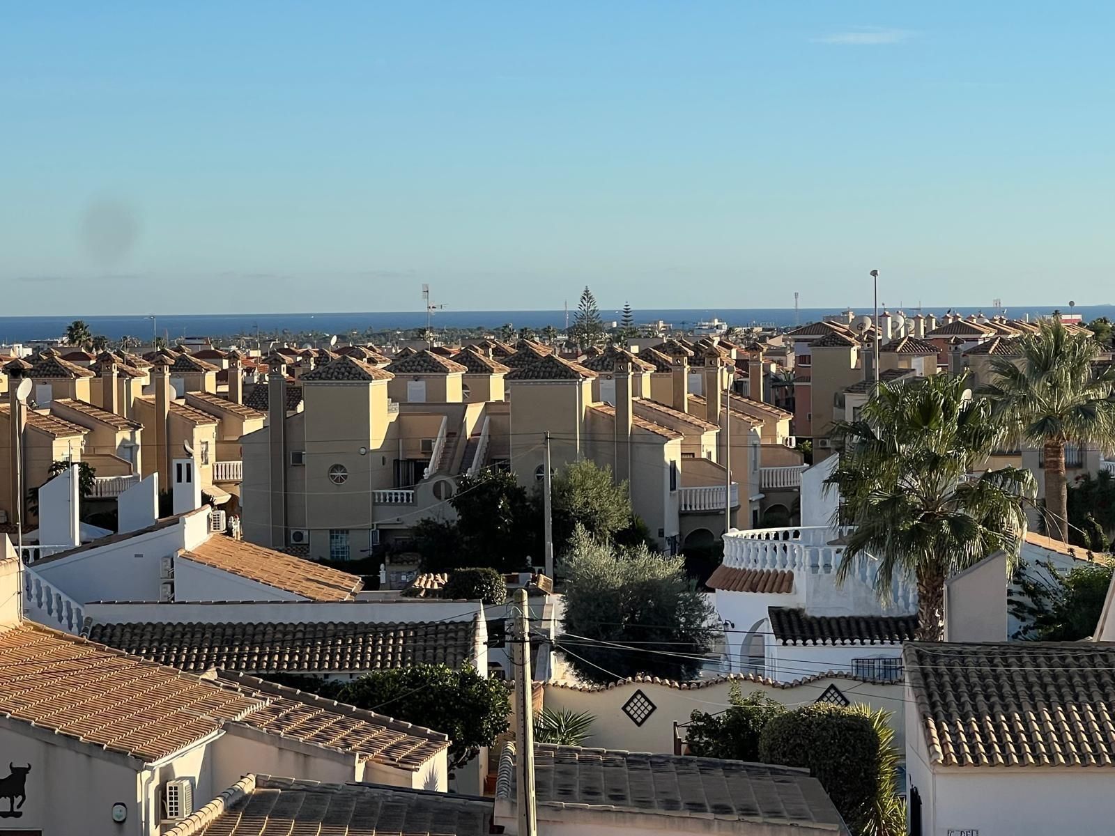 Vista exterior de Casa o xalet en venda en Orihuela