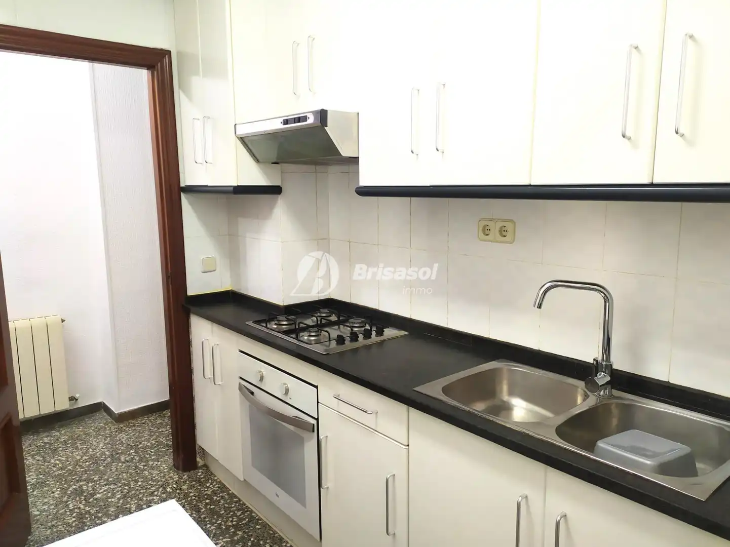 Cocina de Piso en venta en Tarragona con Calefacción, Trastero y Amueblado