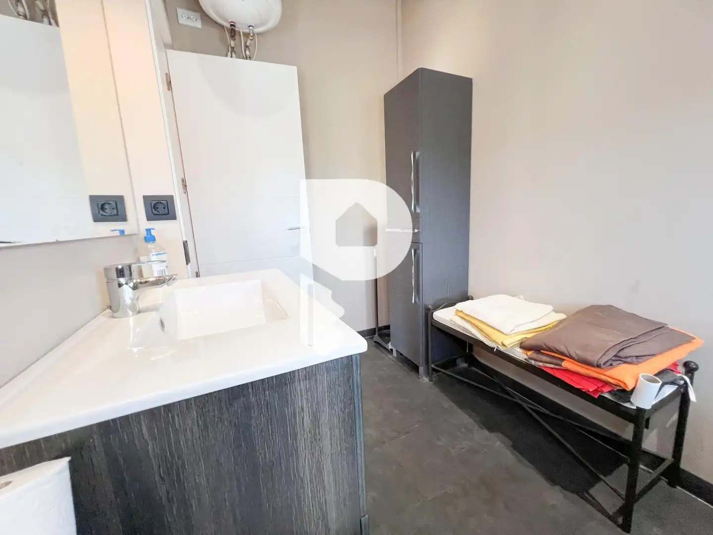 Baño de Casa o chalet en venta en Vallirana con Aire acondicionado, Calefacción y Jardín privado