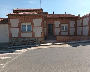 Exterior view of House or chalet for sale in Vega de Santa María