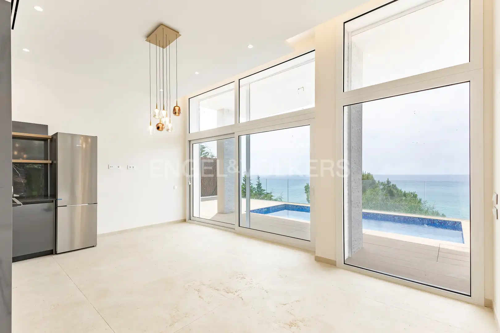 Sala de estar de Casa o chalet en venta en Arenys de Mar con Aire acondicionado, Calefacción y Jardín privado