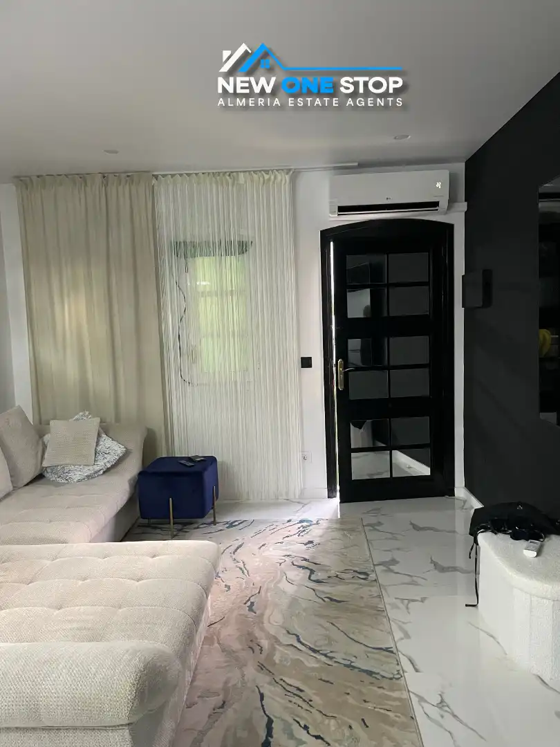 Dormitori de Apartament en venda en Mojácar amb Aire condicionat, Calefacció i Jardí privat