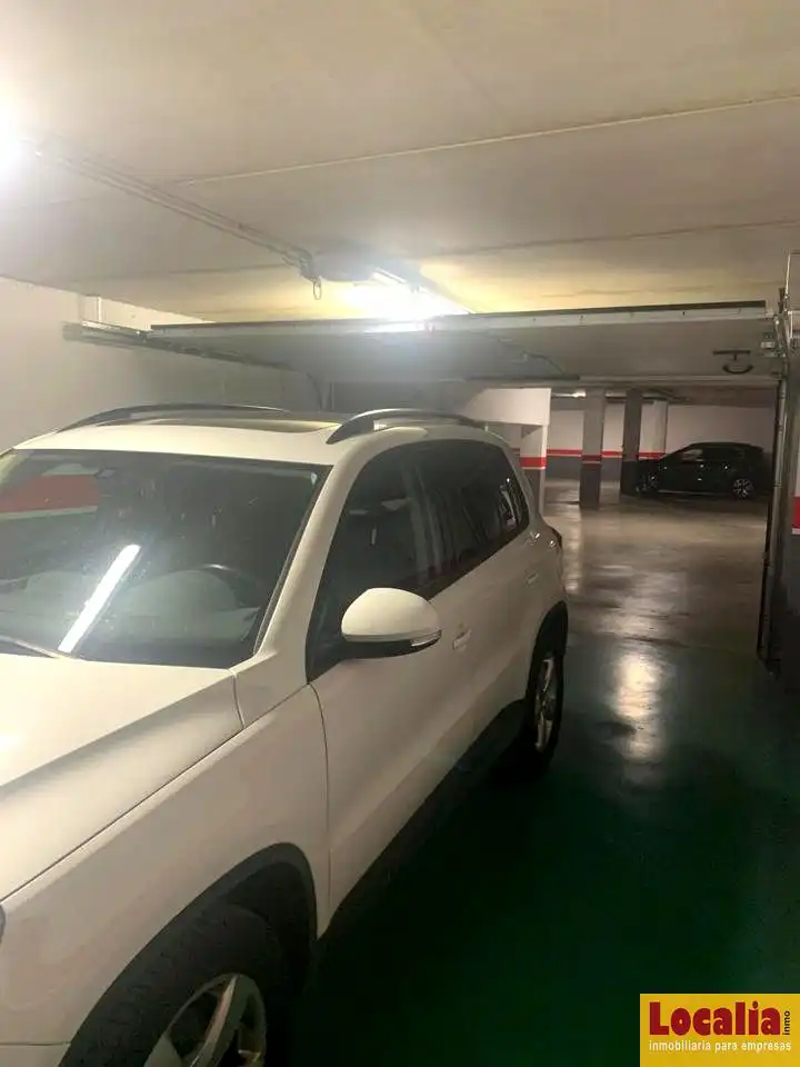 Parkplatz von Wohnung zum Verkauf in Palencia mit Möbliert