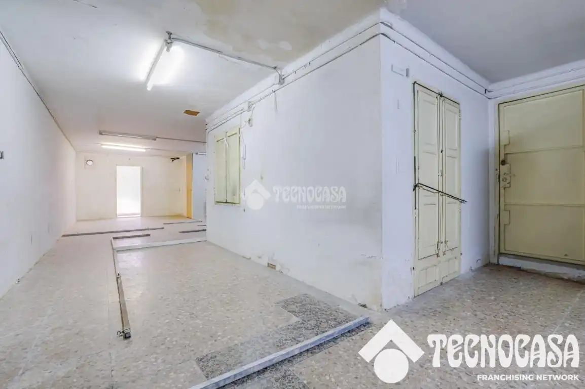 Local comercial en venda a Centre, imagen 9