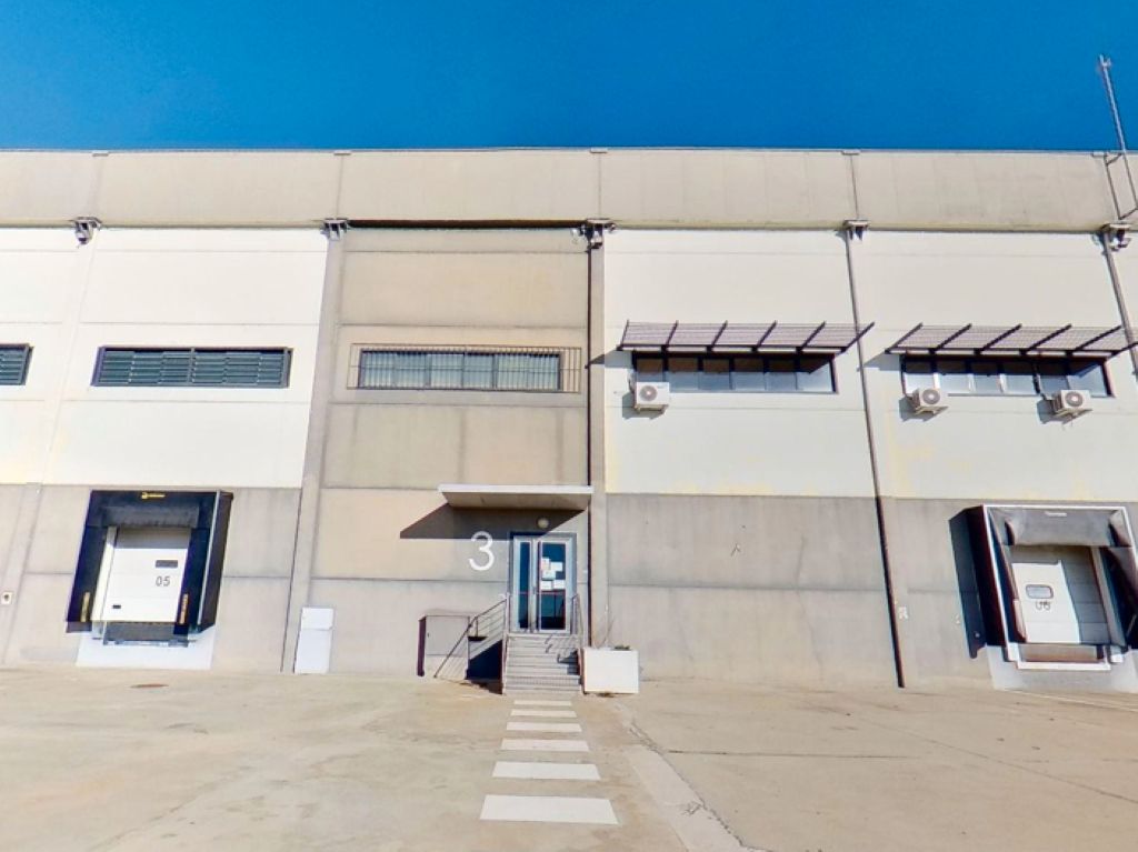 Exterior view of Industrial buildings to rent in Daganzo de Arriba