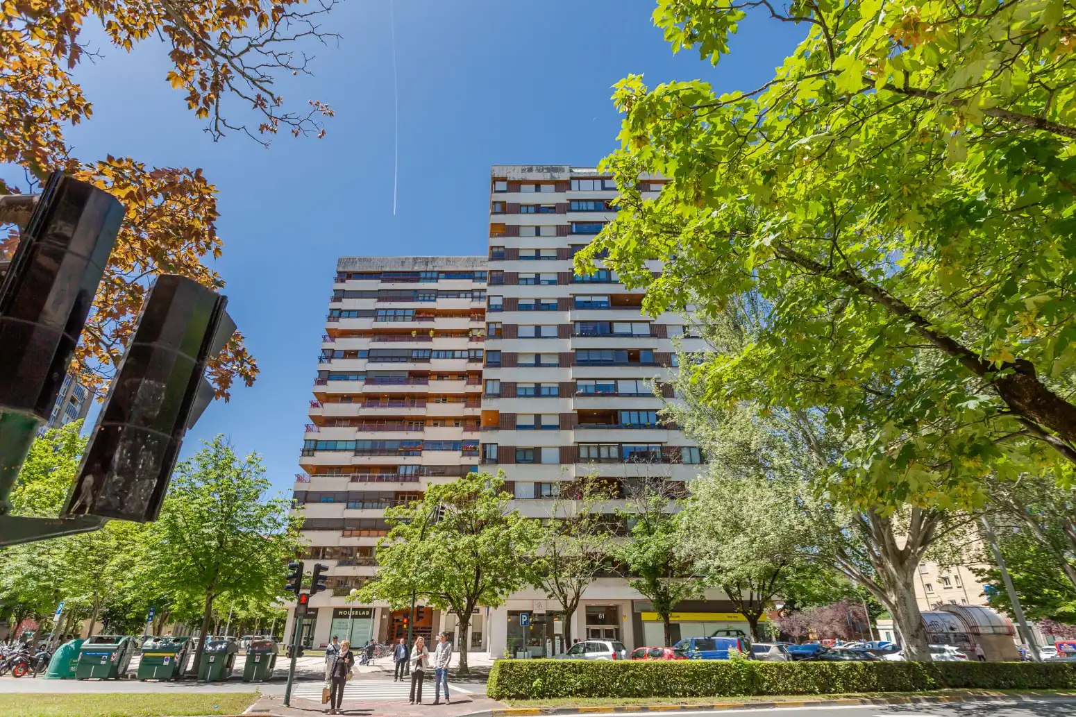 Vista exterior de Ático en venta en  Pamplona / Iruña con Parquet y Terraza