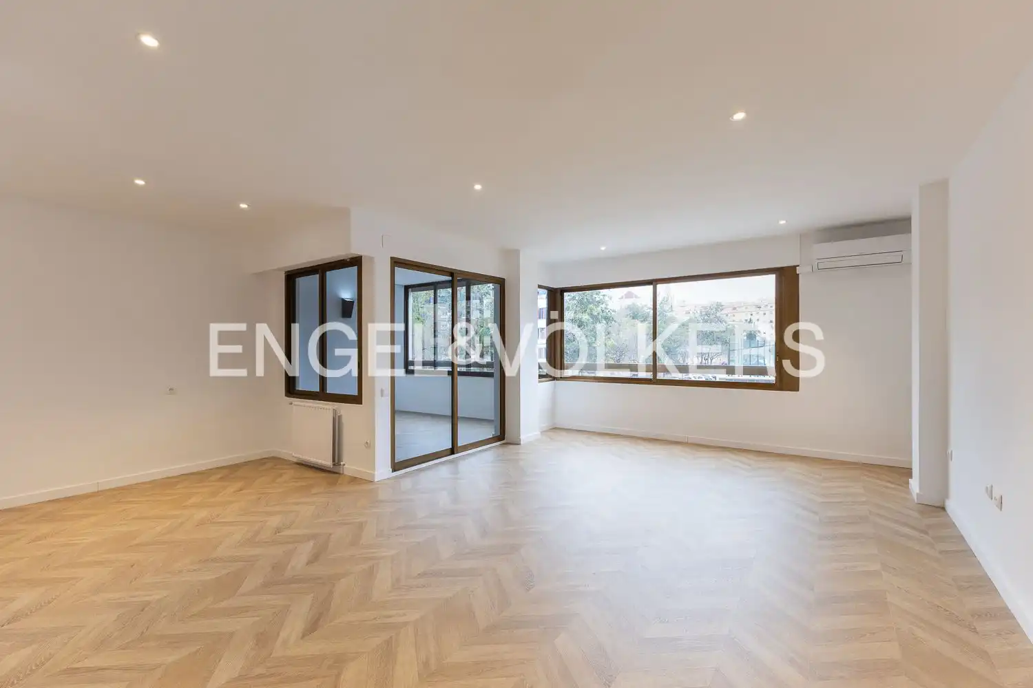 Sala de estar de Piso en venta en Valencia con Aire acondicionado, Calefacción y Parquet