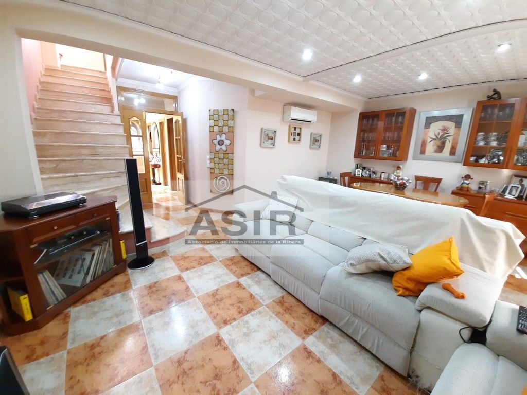 Living room of House or chalet for sale in Alzira  with Air Conditioner and Terrace