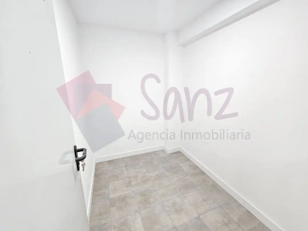 Lagerraum zur Miete in  Logroño