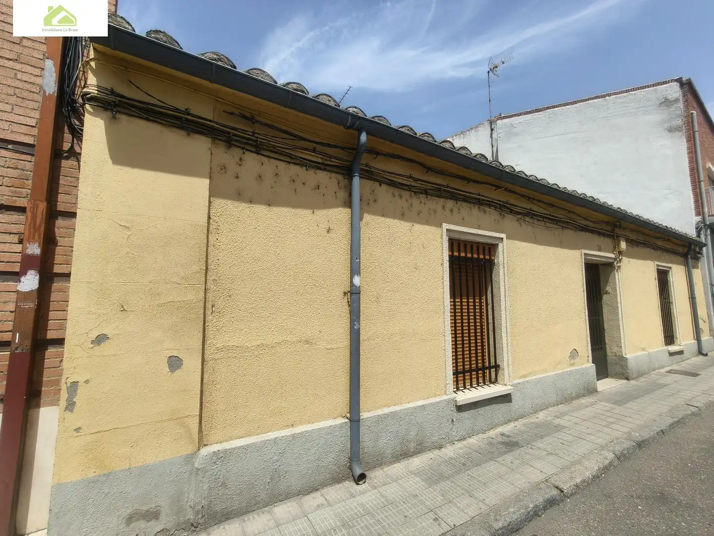 Vista exterior de Casa o xalet en venda en Zamora Capital  amb Traster