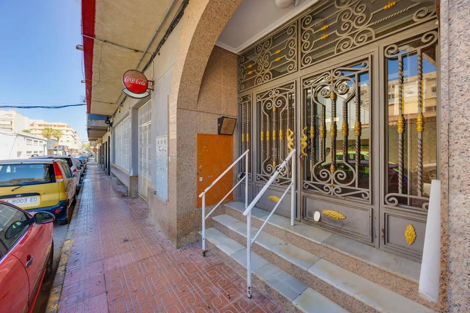 Vista exterior de Estudio en venta en Torrevieja con Terraza, Amueblado y Balcón