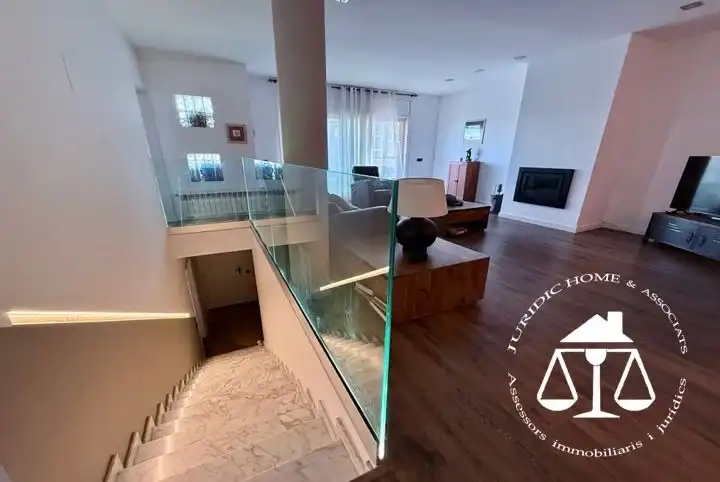 Casa o xalet en venda en Sant Boi de Llobregat amb Aire condicionat, Calefacció i Jardí privat
