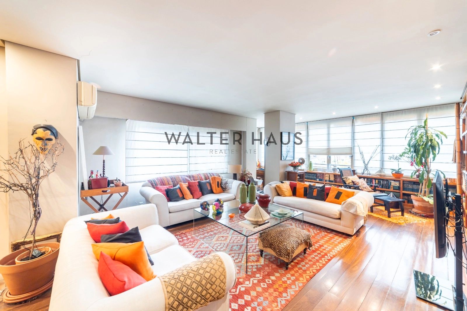 Sala d'estar de Pis en venda en  Madrid Capital amb Aire condicionat, Calefacció i Traster