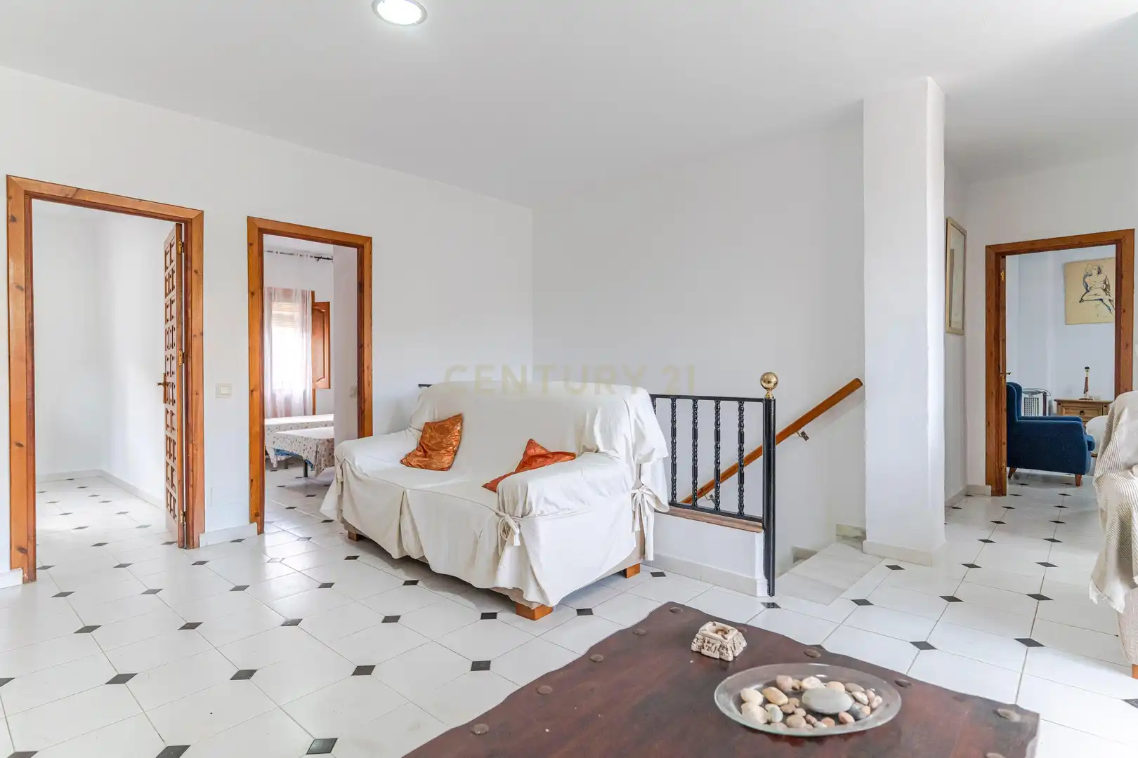 Sala d'estar de Casa adosada en venda en Ugíjar amb Aire condicionat, Forn i Rentadora