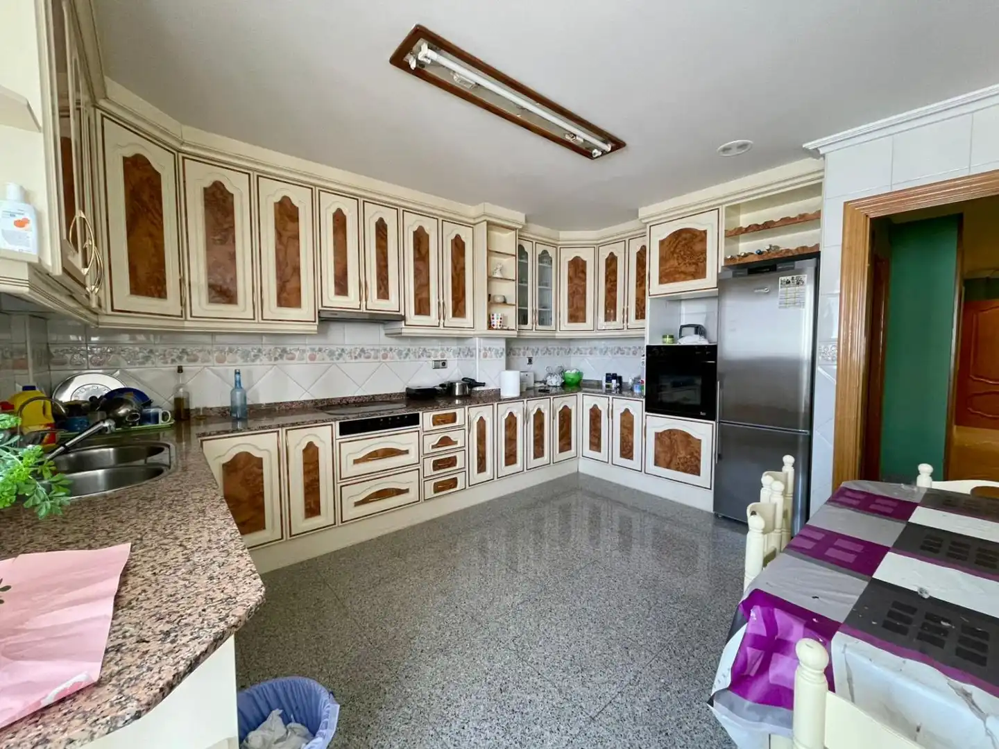 Cocina de Casa o chalet en venta en Valdepeñas con Aire acondicionado, Calefacción y Terraza