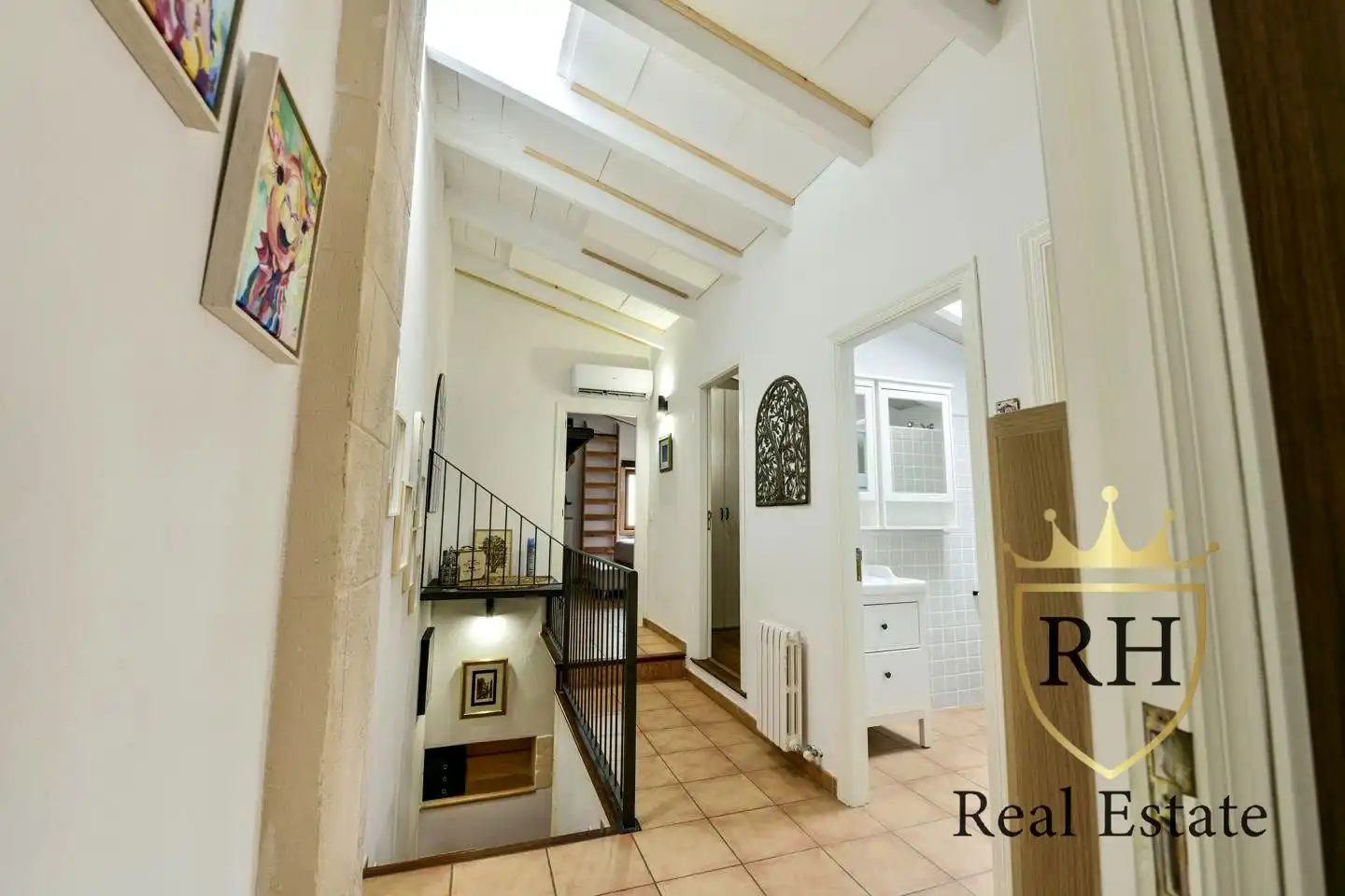 Houses for sale in Campanet  with Air Conditioner, Heating and Terrace