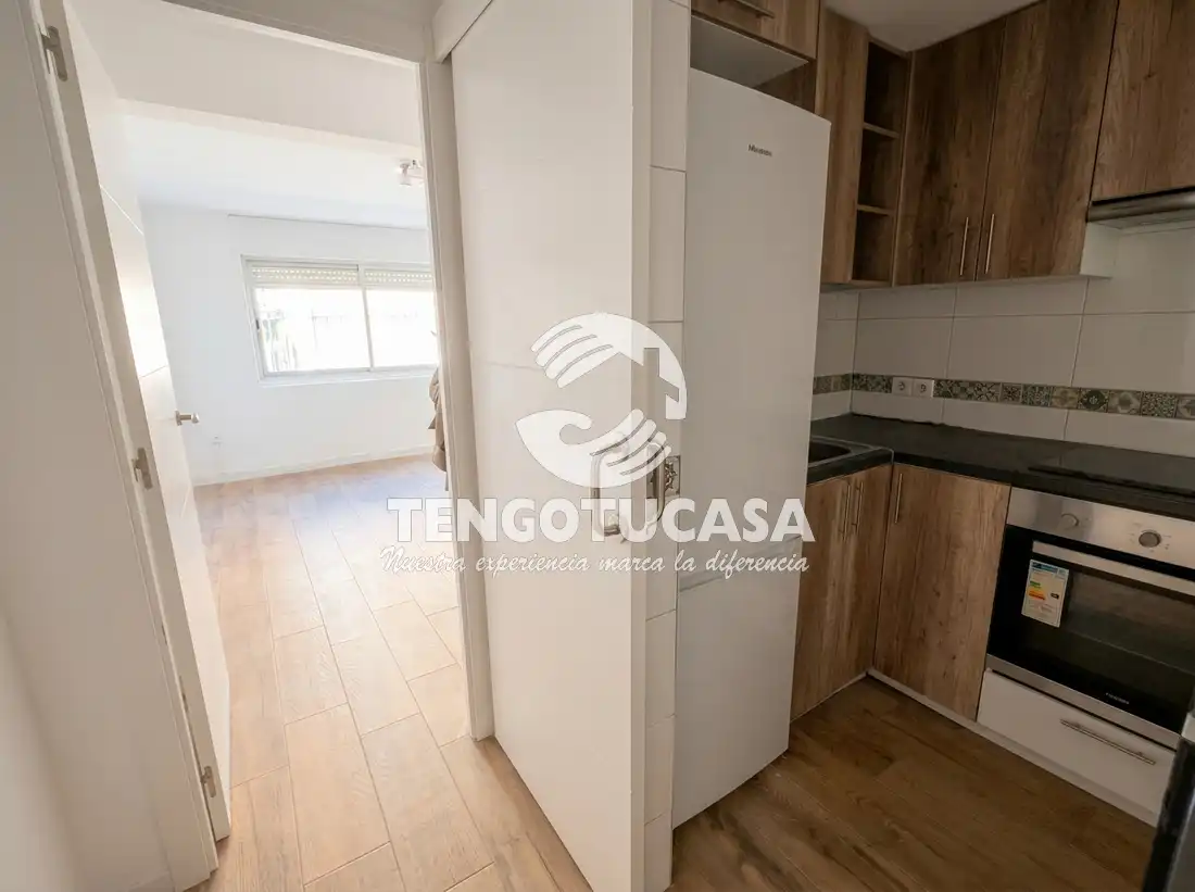 Piso en venta en Calle de María Teresa Sáenz de Heredia, 22, Ventas