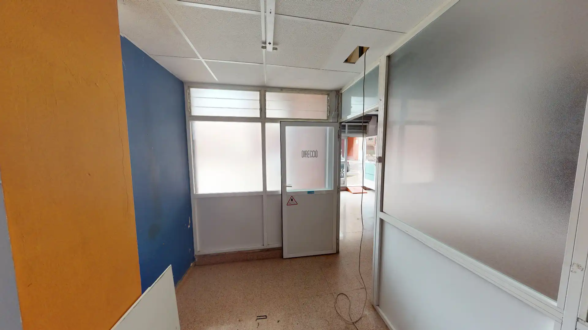 Commercial properties for sale in Alicante / Alacant  with Air Conditioner