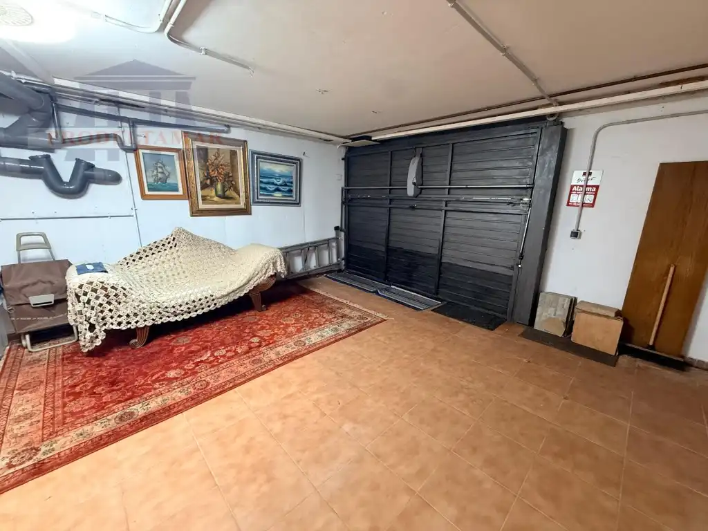 Casa aparellada en venda a Avenida Paris De, imagen 48