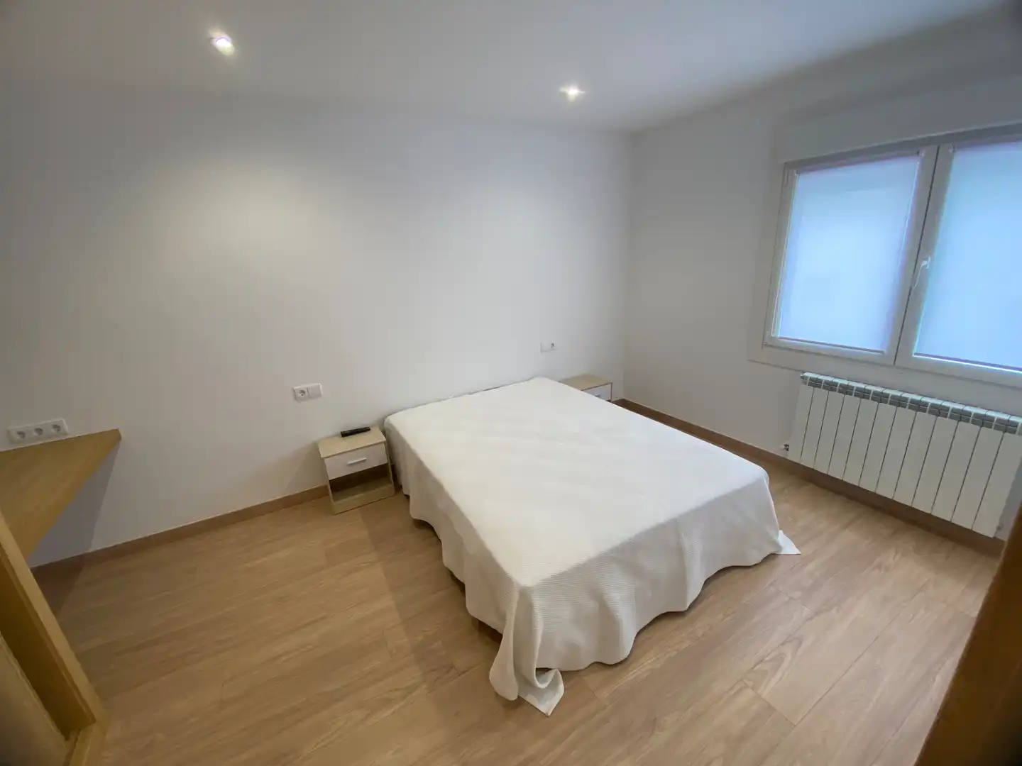 Bedroom of Flat for sale in Vigo   with Heating, Storage room and Furnished