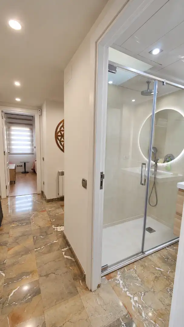 Bany de Dúplex en venda en Horta - Guinardó
