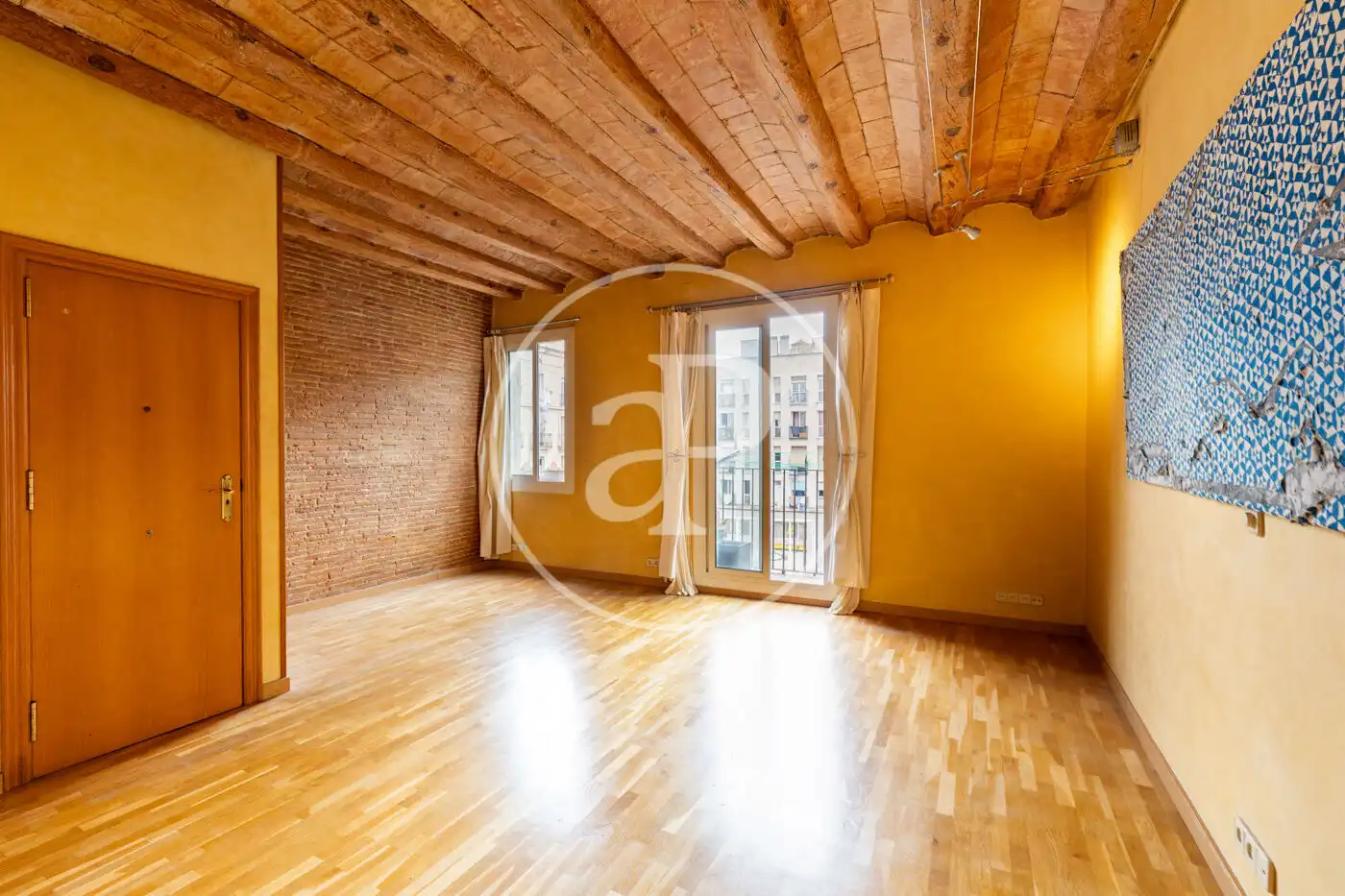 Sala d'estar de Pis en venda en Barcelona amb Calefacció i Balcó