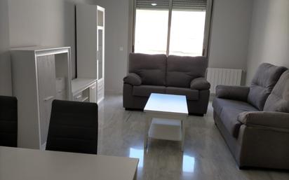 Flat to rent in Calle Almendro, Don Benito