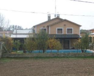 Vista exterior de Casa o xalet en venda en Granucillo amb Terrassa