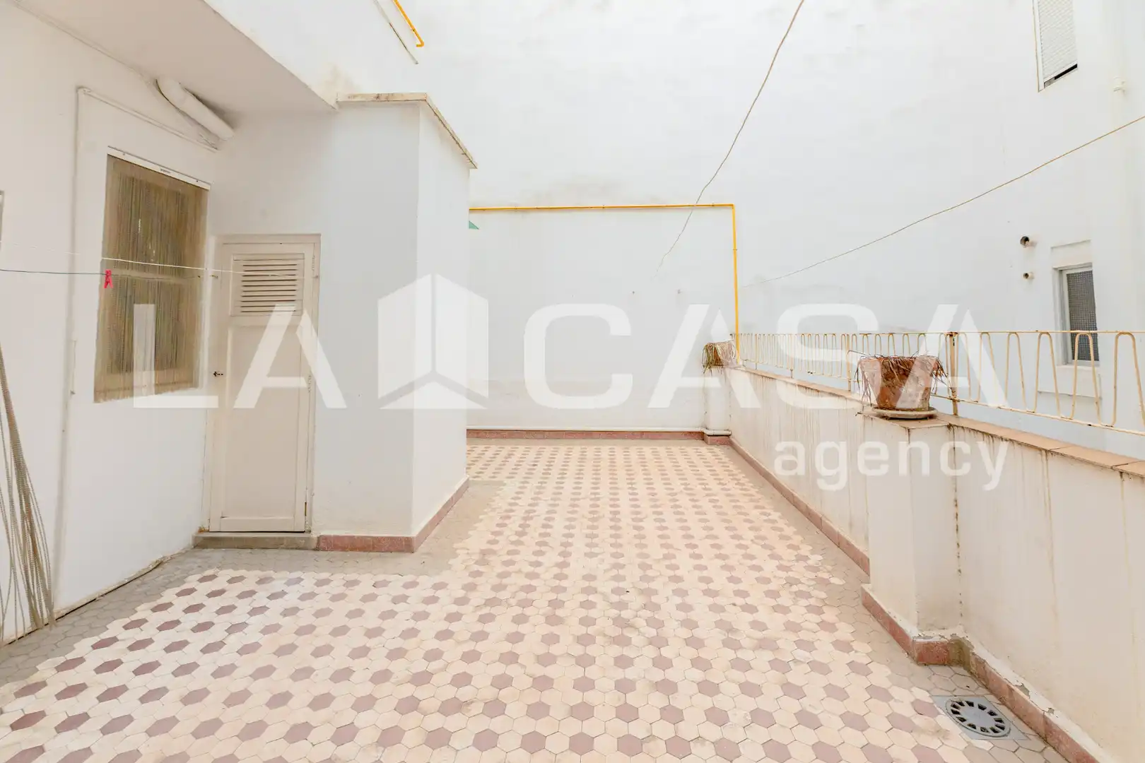 Appartamento con terrazza in vendita a Carrer del Doctor Josep Juan Dómine, imagen 7