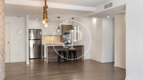 Foto 2 de Piso de alquiler en Av. del Regne de València, Mont-Olivet, Valencia Capital