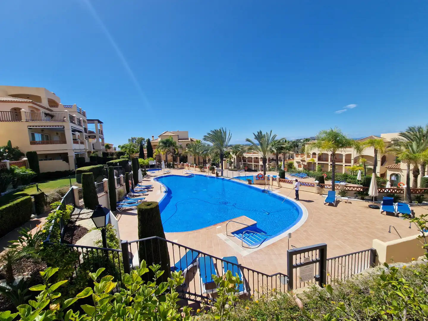 Apartament amb piscina en venda a Calle Pico Alcazaba, imagen 3