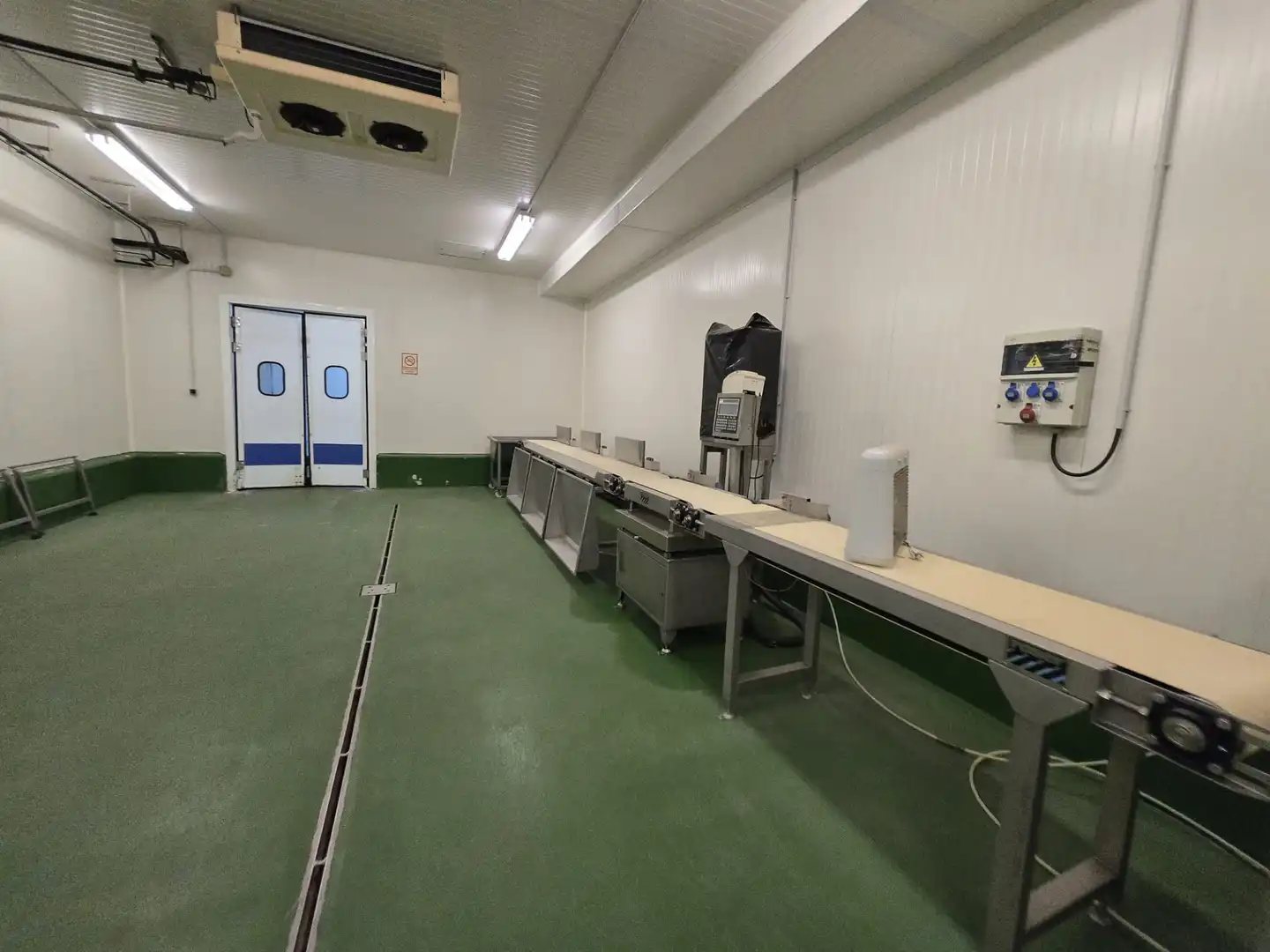 Nave industrial en venta en Teruel con Calefacción y Alarma