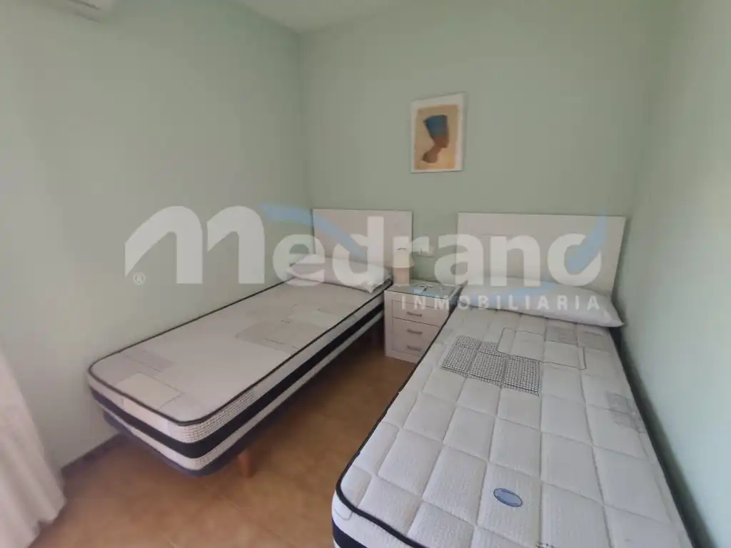 Bedroom of Houses for rent in Benidorm  with Air Conditioner, Swimming Pool and Furnished