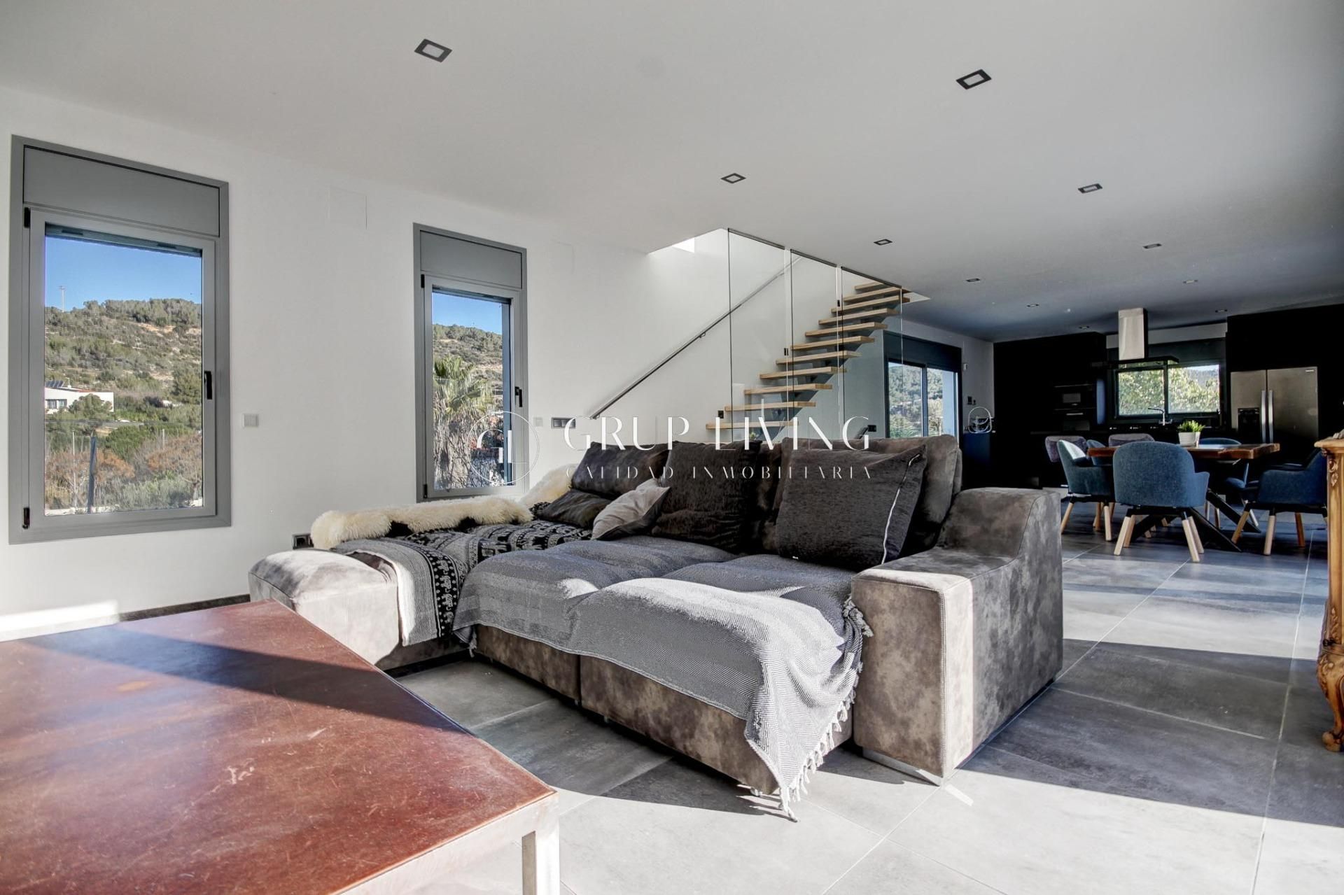 Living room of House or chalet for sale in Sant Pere de Ribes  with Air Conditioner, Heating and Private garden