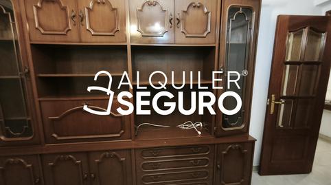 Photo 5 of Flat to rent in De Antonio Sangenis , Barrio de Delicias, Zaragoza