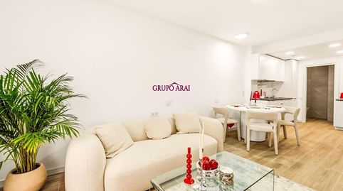 Foto 2 de Dúplex en venta en Calle de Donoso Cortés, Carolinas Bajas, Alicante / Alacant