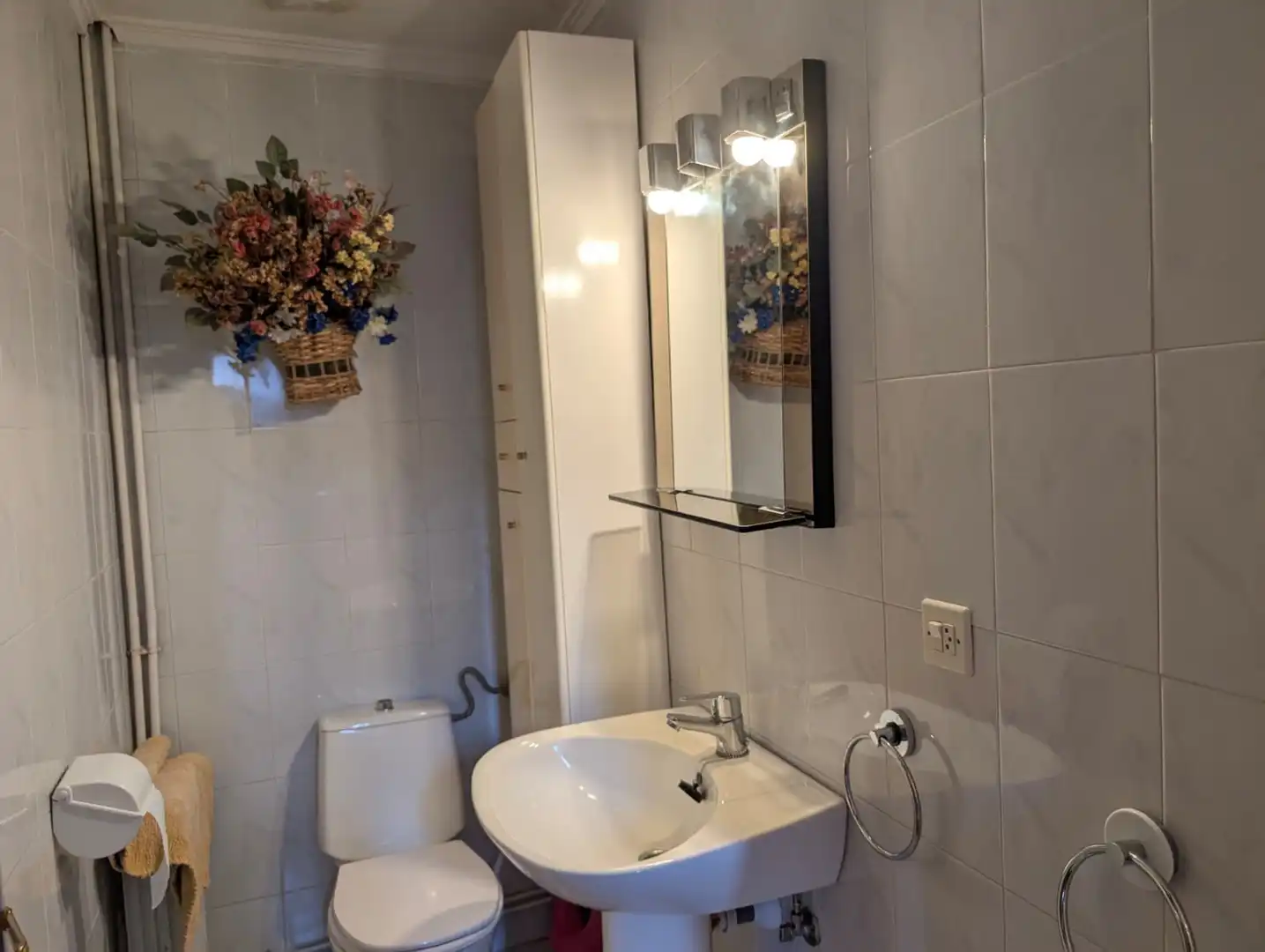 Bathroom of Houses for sale in Zorraquín  with Heating, Private garden and Parquet flooring