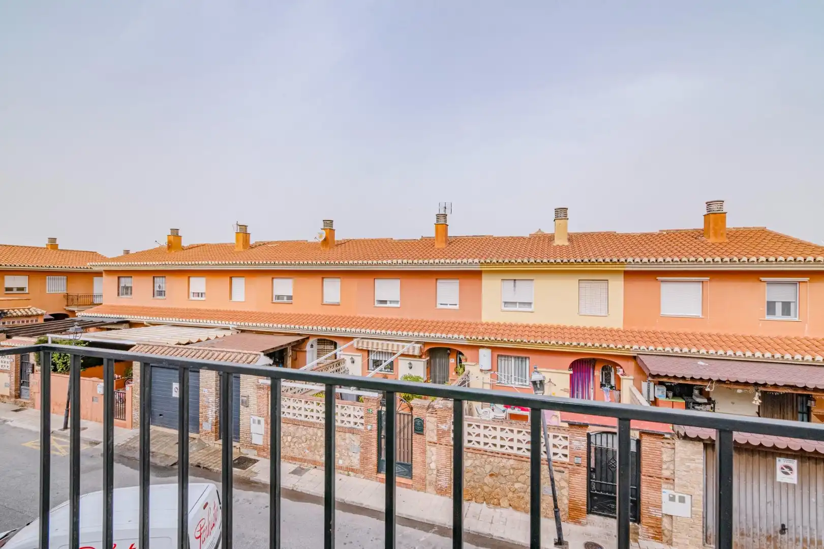 Vista exterior de Casa adosada en venda en Monachil amb Aire condicionat i Calefacció