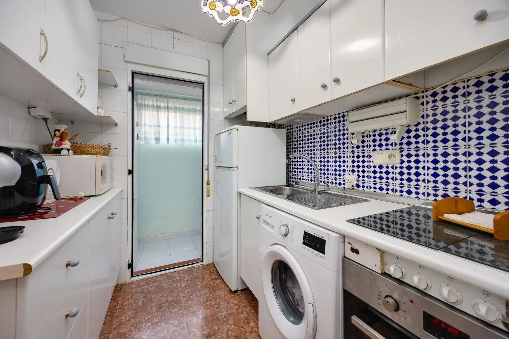 Cuina de Casa o xalet en venda en Torrevieja amb Aire condicionat, Jardí privat i Terrassa