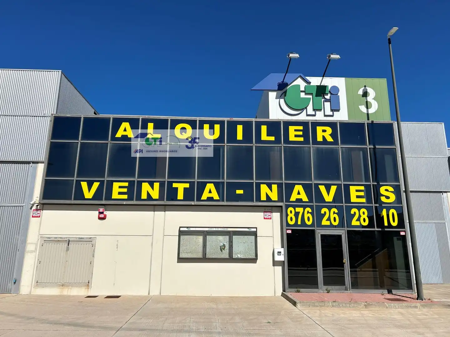 Industrial buildings for rent in CALLE ALBARDIN, Cartuja Baja