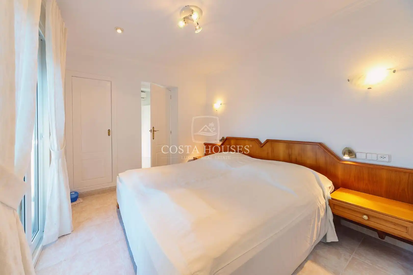 Bedroom of Houses for sale in Dénia  with Air Conditioner, Heating and Private garden