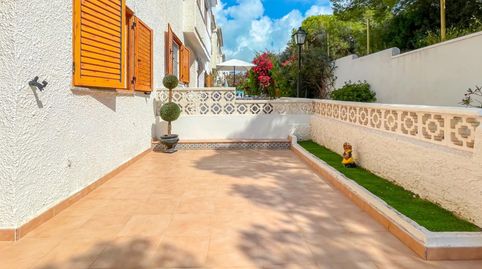 Foto 3 de Casa adosada en venta en Playa Flamenca, Orihuela
