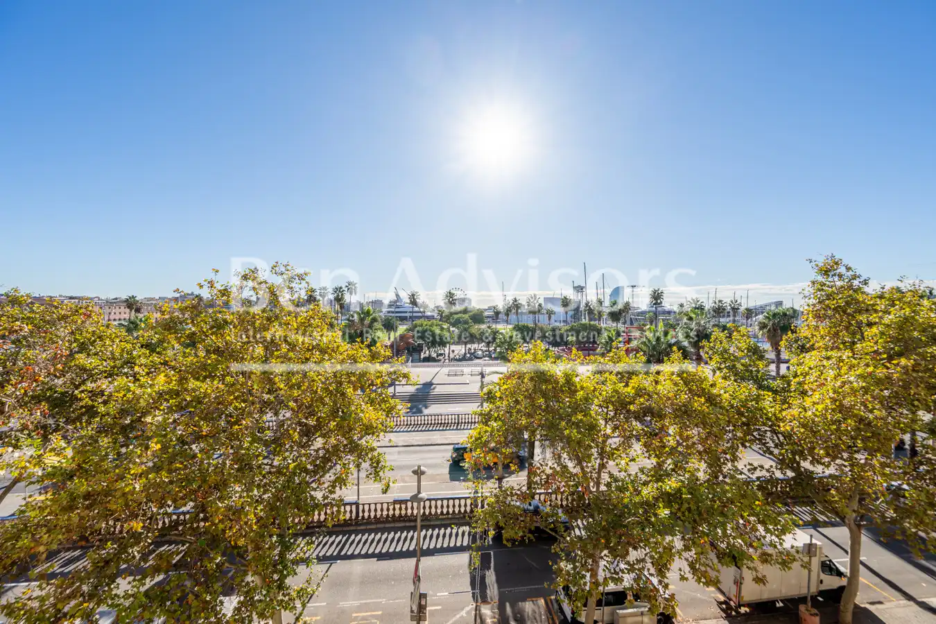 Appartamento con terrazza in vendita a Passeig de Colom, imagen 2