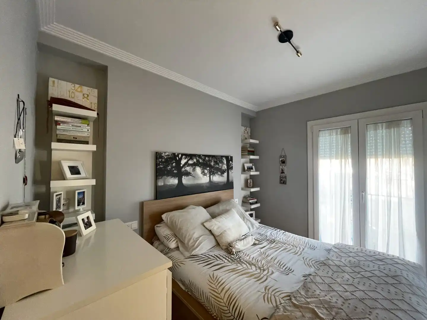 Schlafzimmer von Einfamilien-Reihenhaus zum Verkauf in Gines mit Klimaanlage, Heizung und Abstellraum