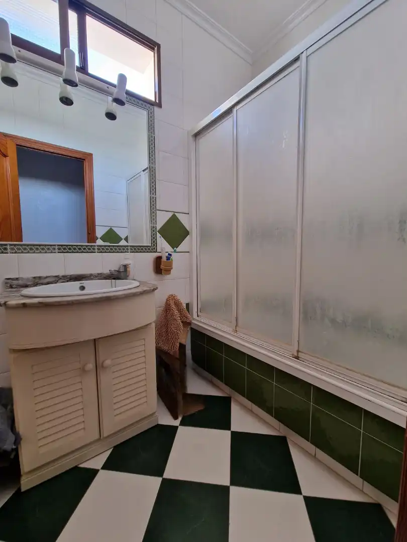 Bathroom of Duplexes for sale in Fernán-Núñez  with Air Conditioner, Terrace and Storage room