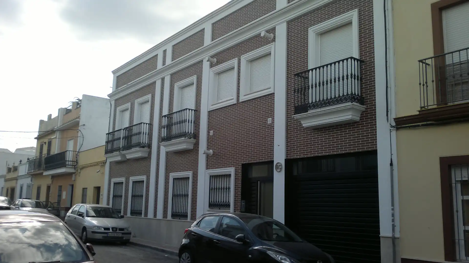 Vista exterior de Planta baixa en venda en Dos Hermanas