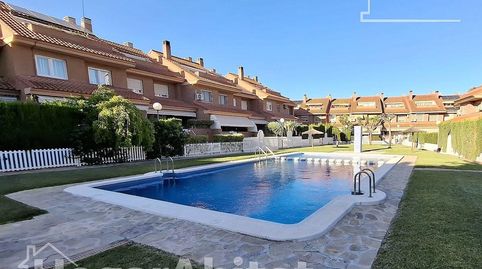 Foto 2 de Casa adosada en venta en Calle Lobo de Gubio, Divina Pastora, Alicante / Alacant